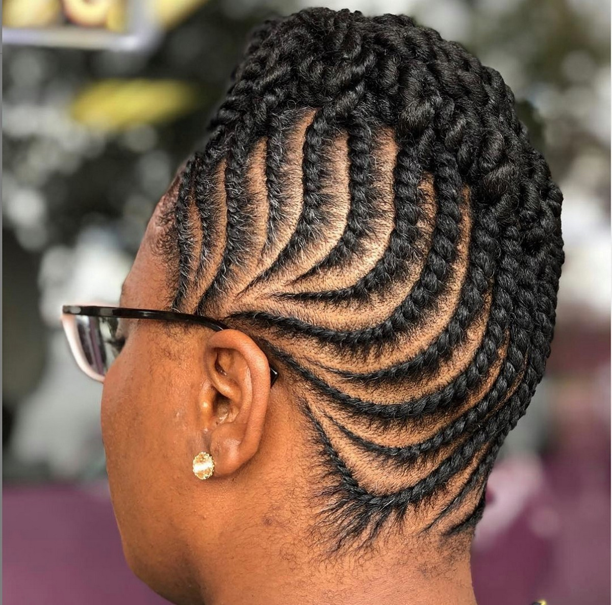 Protective and unique flat twists for the scalp