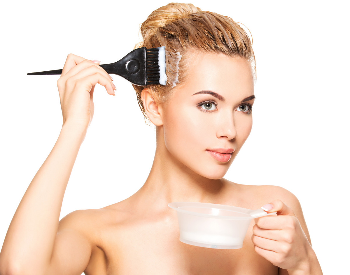 Should dye hair after bleaching