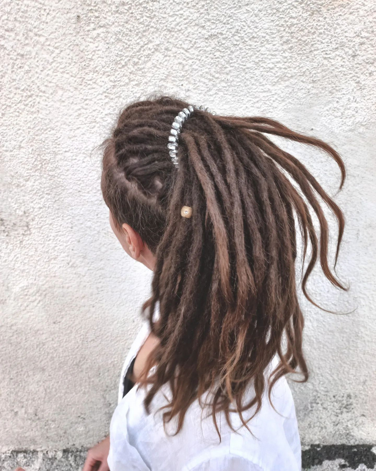 The hard and frizzy hairs of dreads