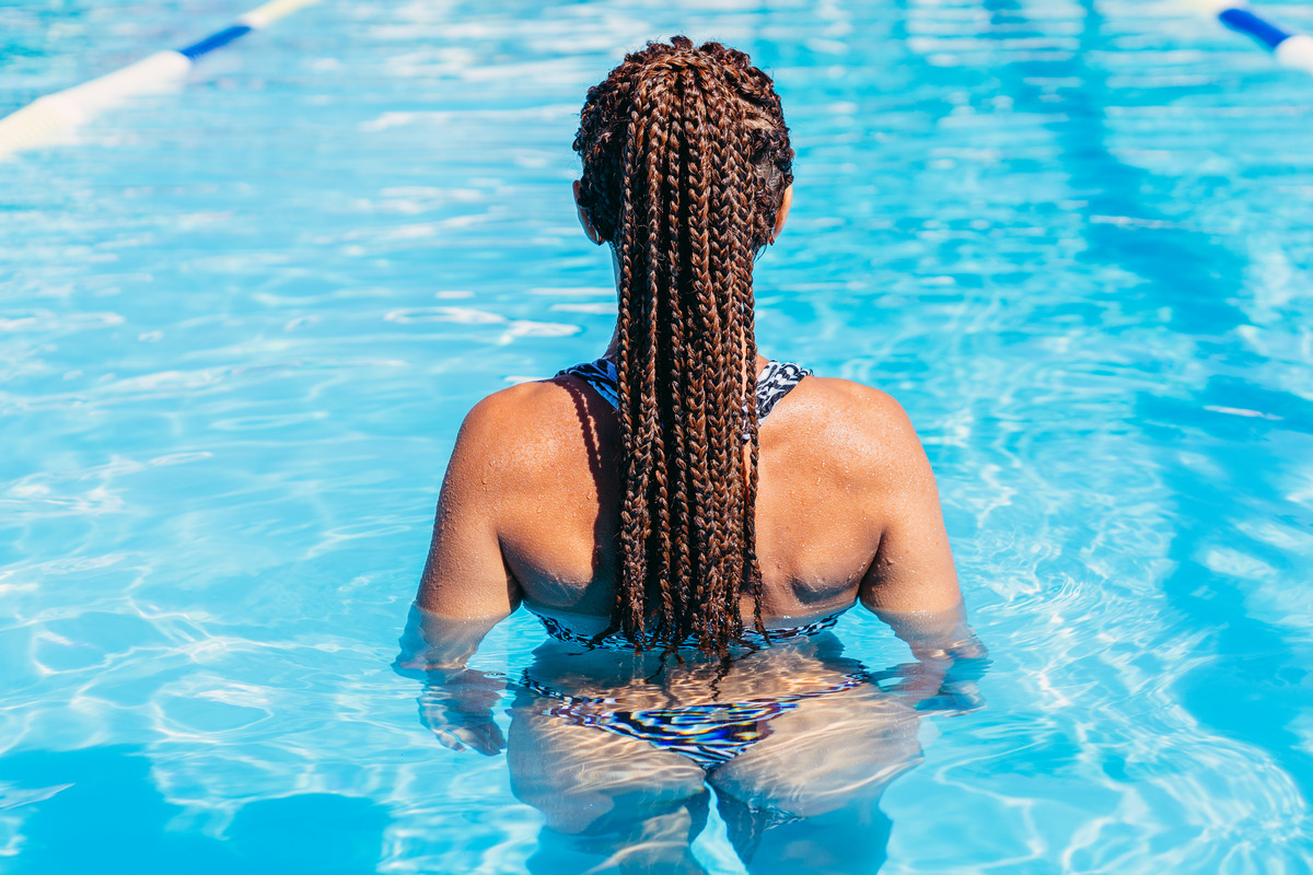 Can You Swim With Box Braids? Hood MWR