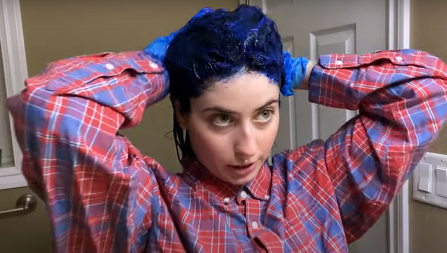 Apply the the whole hair