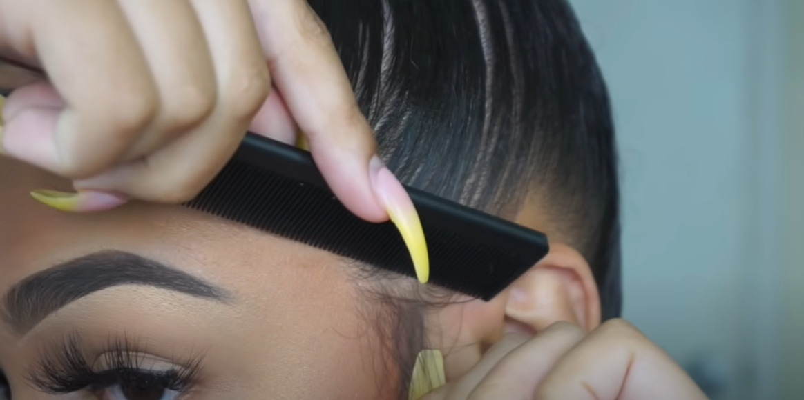 Shape with a comb
