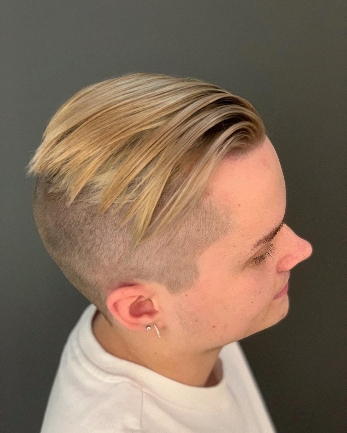 Peaky Blinders Haircut With Blonde Highlights