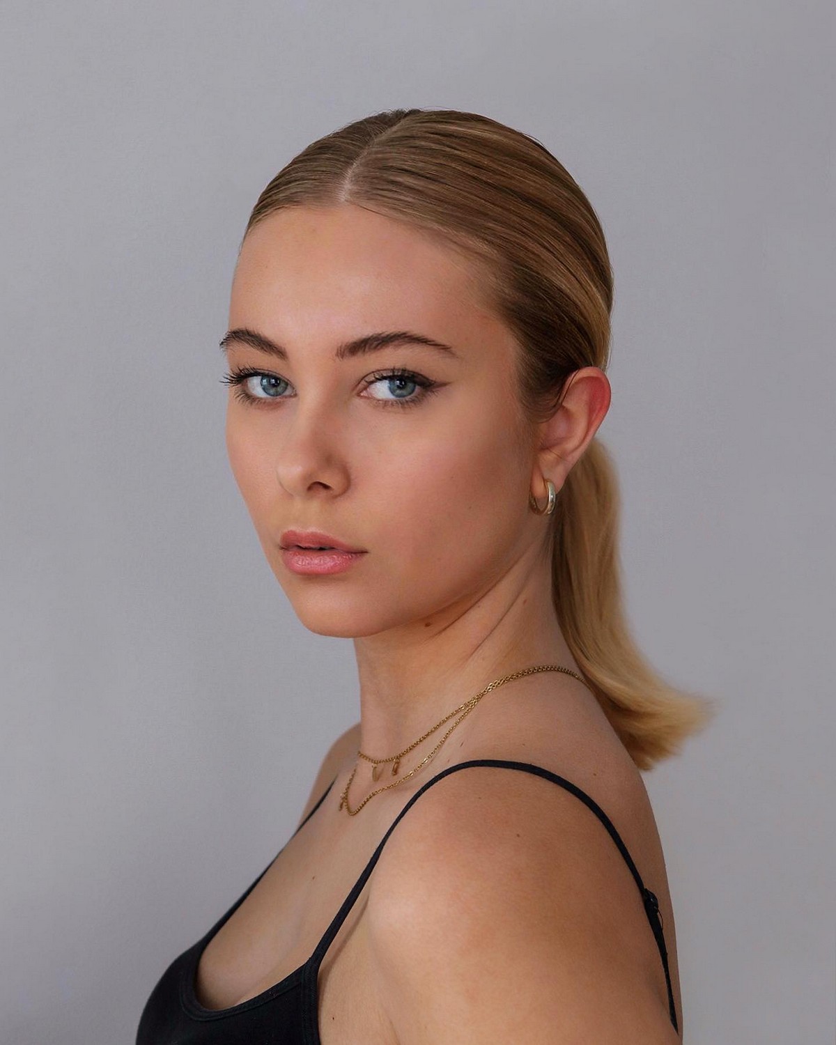 Low Ponytail Hairstyle