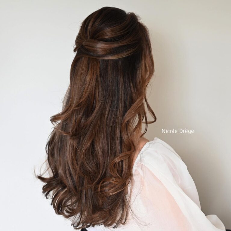 35 Prom Hairstyles For Medium Hair - Hood MWR