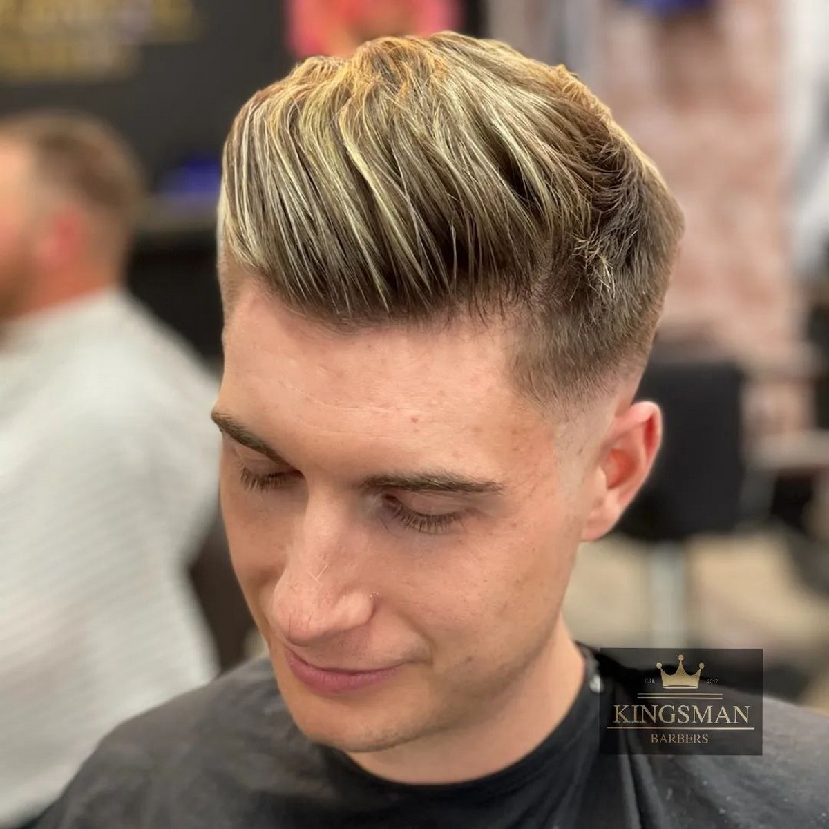 Side part with highlights