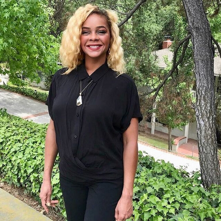 55 Famous Women Of The 1990s - Hood MWR