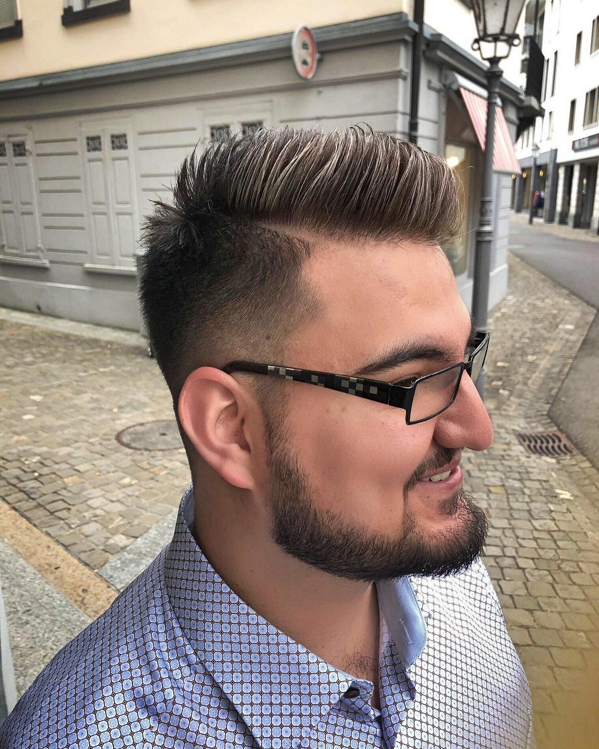 Side Part Short With Highlights