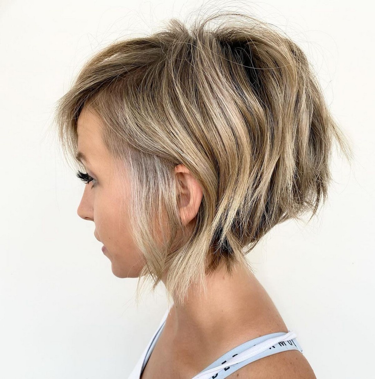Stacked Wavy Bob Hairstyle