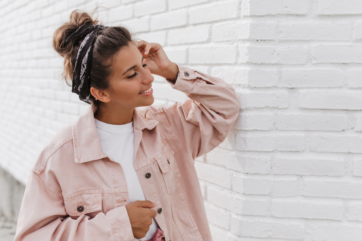 Combine hair sticks and other accessories