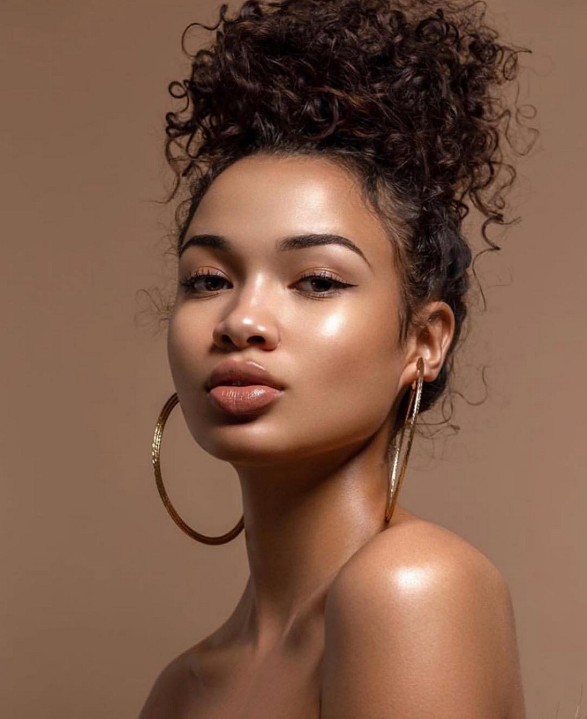 Curly Messy Bun