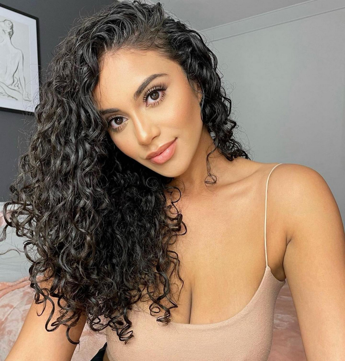 Gently remove knots from your hair to maintain a perfect
