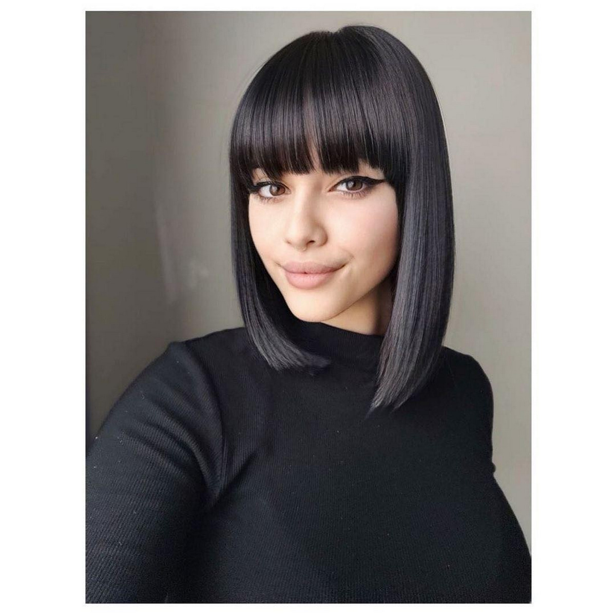  Lob Haircut With Blunt Bangs 