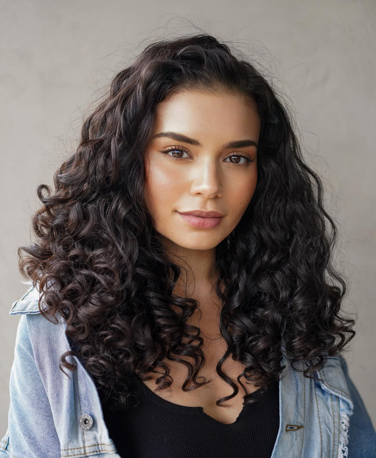 Mexican curly hair is a beautiful diversity of culture 