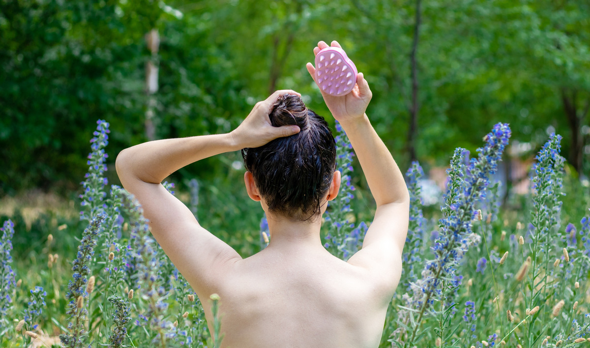 Scalp massagers