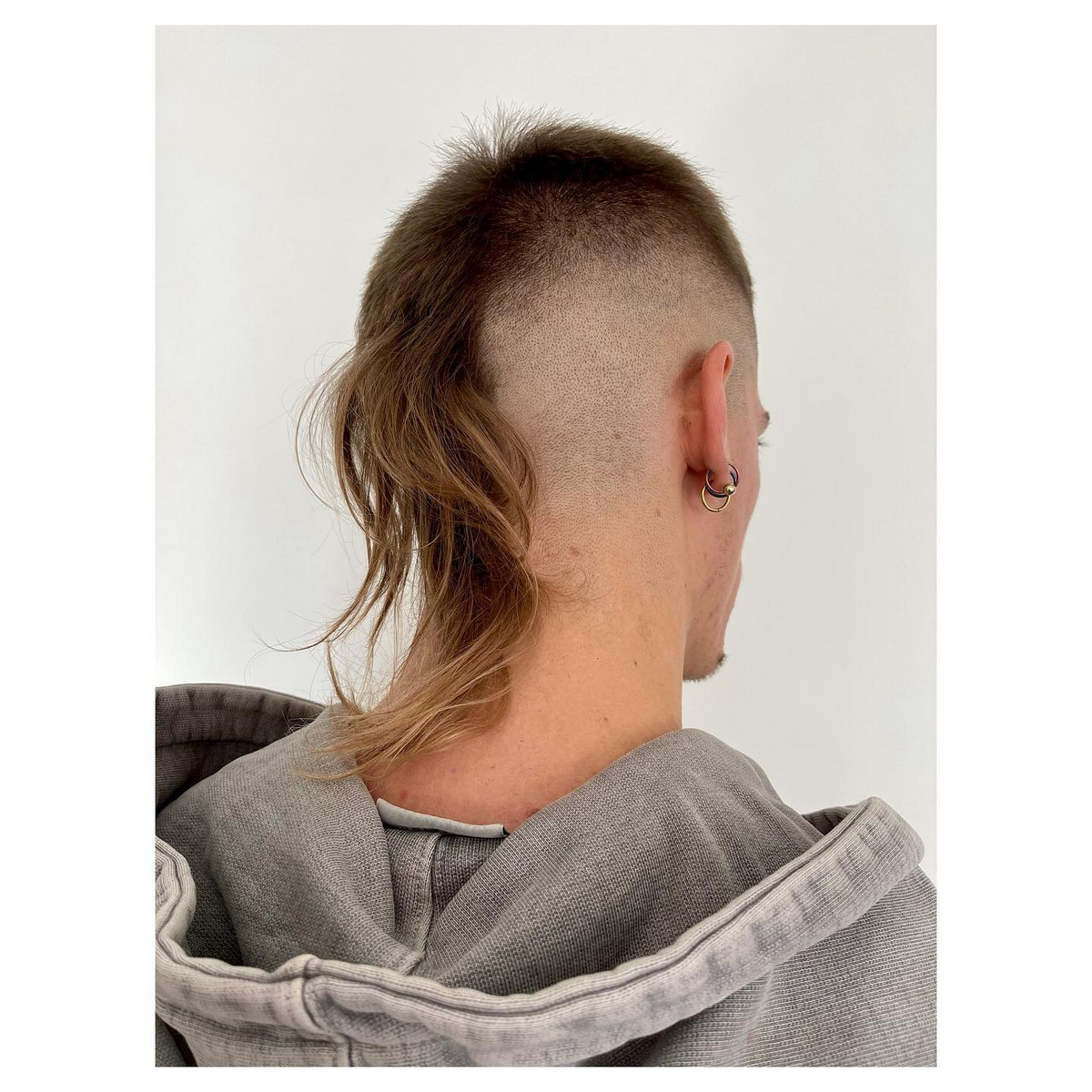 Shag Blond Tail