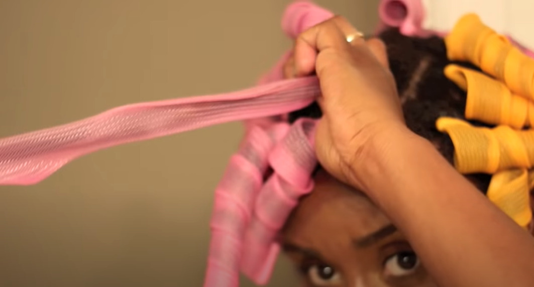 Pull the hook through the Curlformer