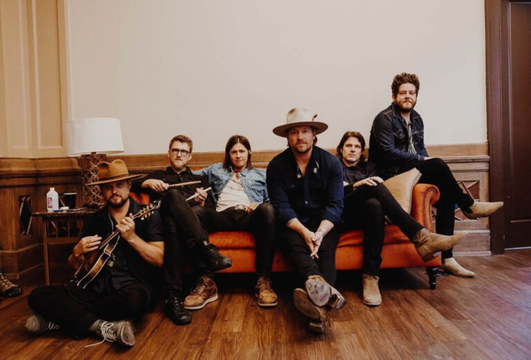 Top 20 Best Christian Bands & Artists of All Time Hood MWR